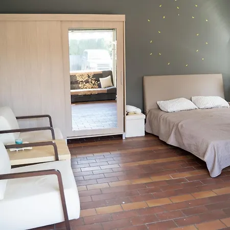 Romainiai Guest house